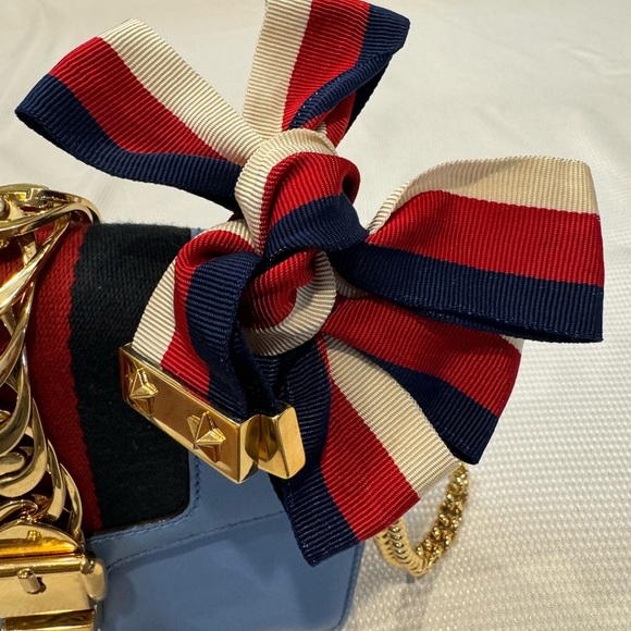 Authentic Gucci Sylvie small bag - Picture 10 of 16